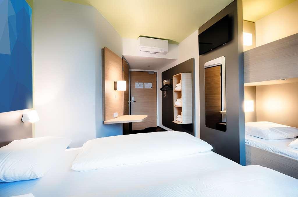 B&B Hotel Villingen-Schwenningen Værelse billede